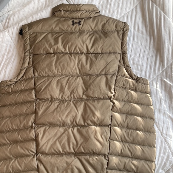 Brand new Under Armour vest! - Picture 2 of 3
